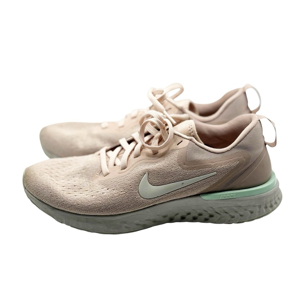 Nike Odyssey React Flyknit Women Running Gym Trainers Pink 8.5